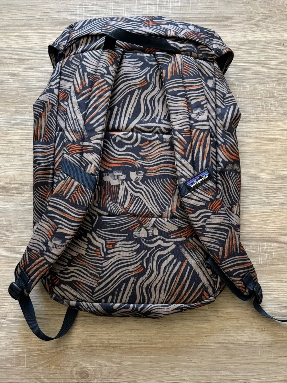 Patagonia Arbor Lid 28 Liter Pack back Hut To Hut Multi New Navy School Travel